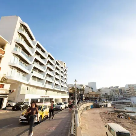Apartment Ivory Seafront With Views!- Fl 15 By Homely St. Paul's Bay
