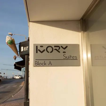 Ivory Seafront With Views!- Fl 15 By Homely Διαμέρισμα